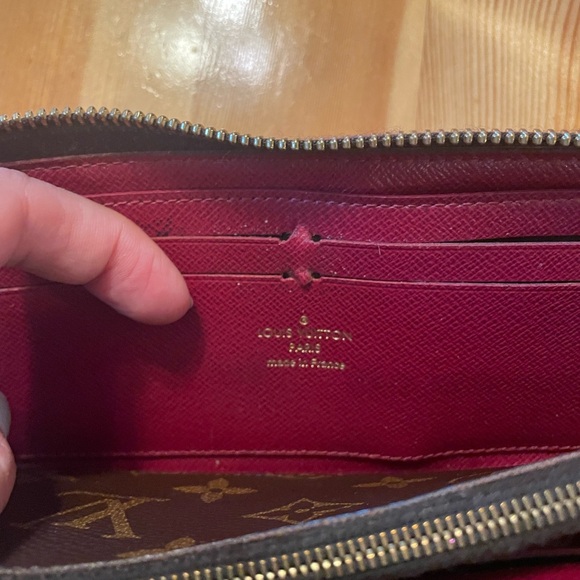 ๐บ Louis Vuitton Monogram Clemence Zippy Long Wallet Fuchsia Pink Interior - Picture 12 of 14